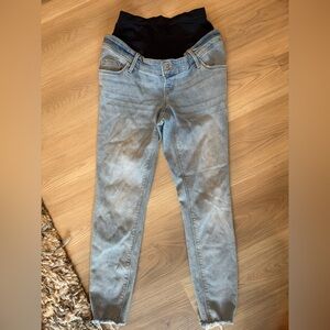 Old Navy Women's Maternity Light Blue Skinny Jeans
